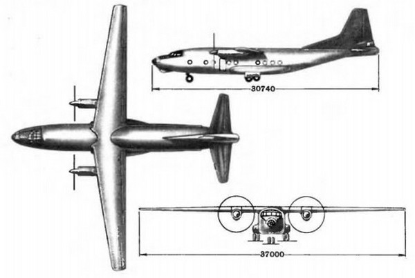 Ан 8 класс. Самолёт АН-8 чертёж. АН-8 Размеры. Размерения самолета АН-8. 99ан-8-130.